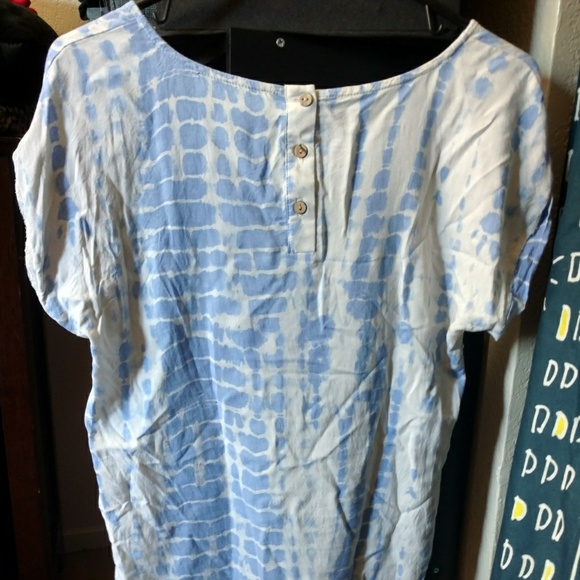 Olive & Oak top with wooden buttons - Picture 4 of 5